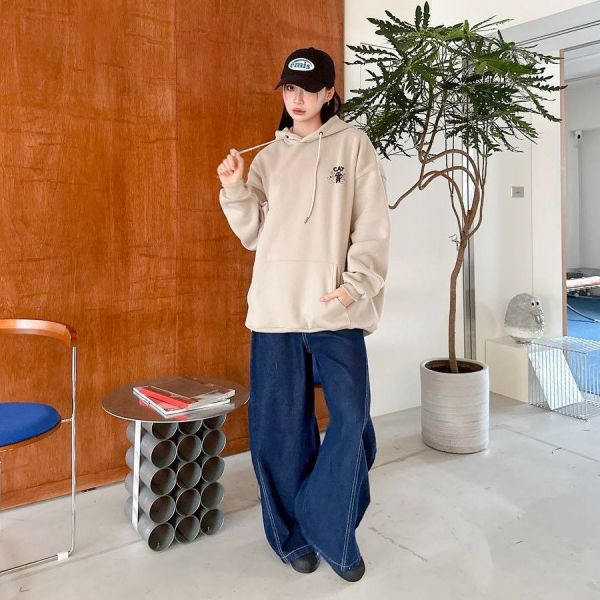 CAT WASH貓咪簍空字刷毛帽Tee 