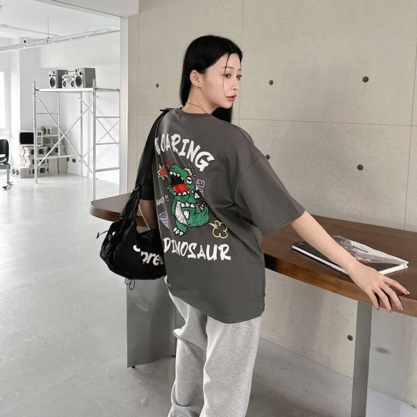 【現貨】ROARING恐龍塗鴉Tee 