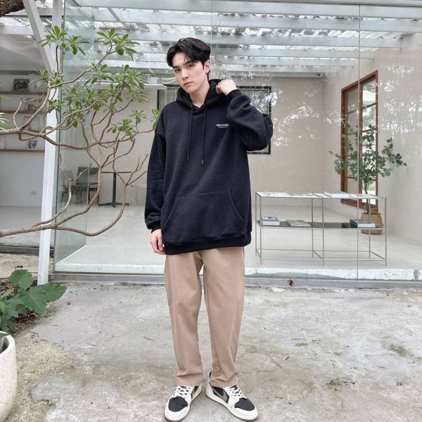 電繡露營七彩線條刷毛帽Tee 