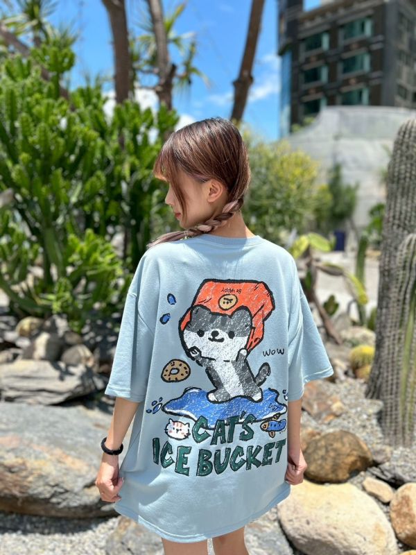 【現貨+預購】CATS ICE BUCKET插畫冰桶貓咪Tee 