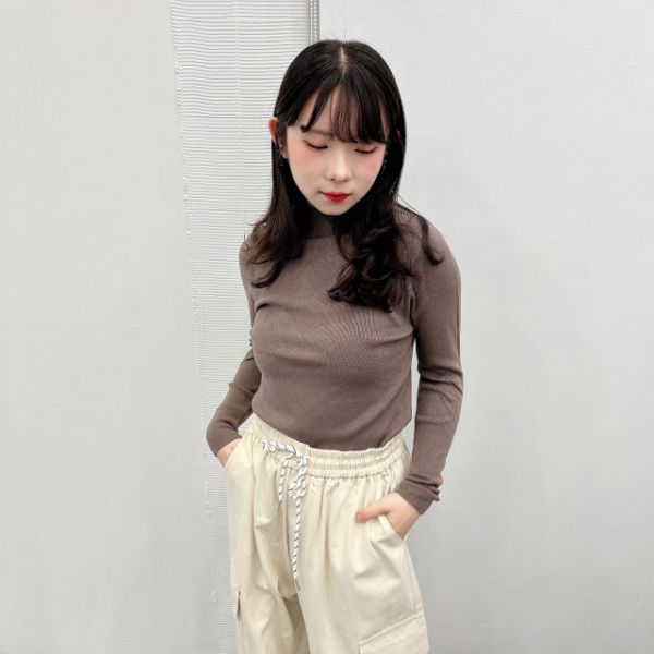 羊絨高領打底上衣 