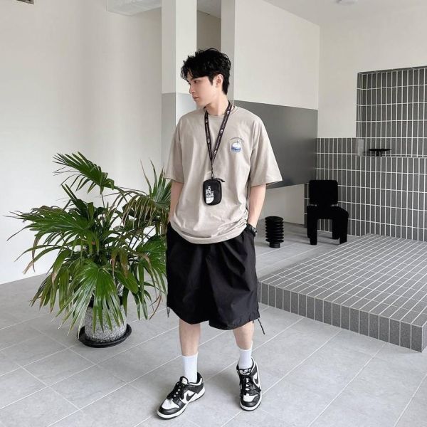 【現貨】漢堡分解印花短Tee 