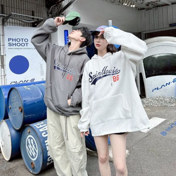 Saintlauis 86貼布刺繡刷毛帽Tee 