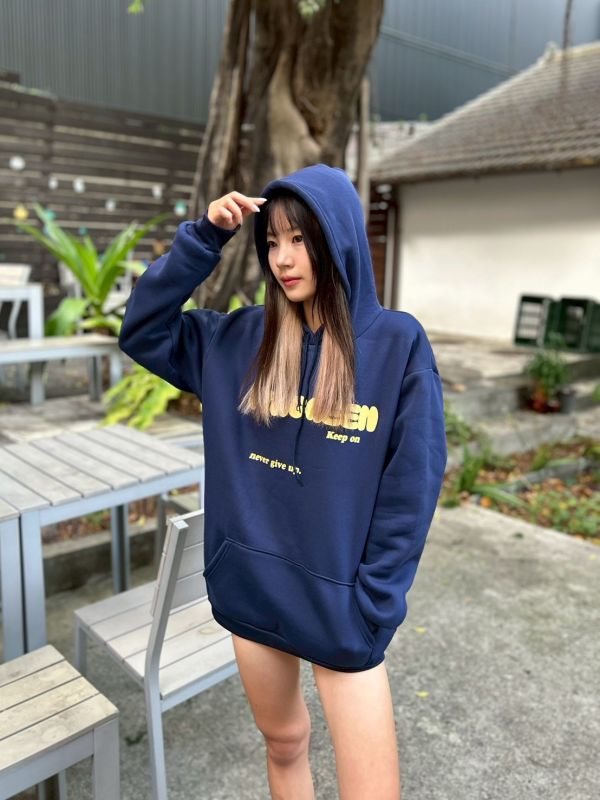 【現貨】STAGREEN英字刷毛帽Tee 