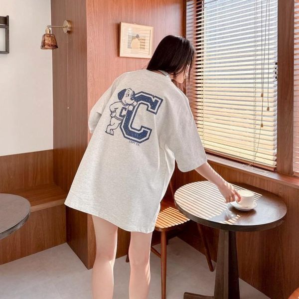 【現貨】.狗狗字母印花短Tee 