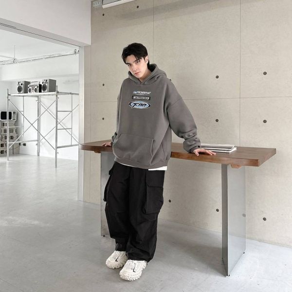 FROMWHAT斑駁感刷毛帽Tee 