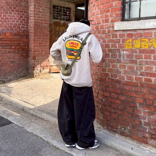 CROSS BUGER印花刷毛帽Tee 