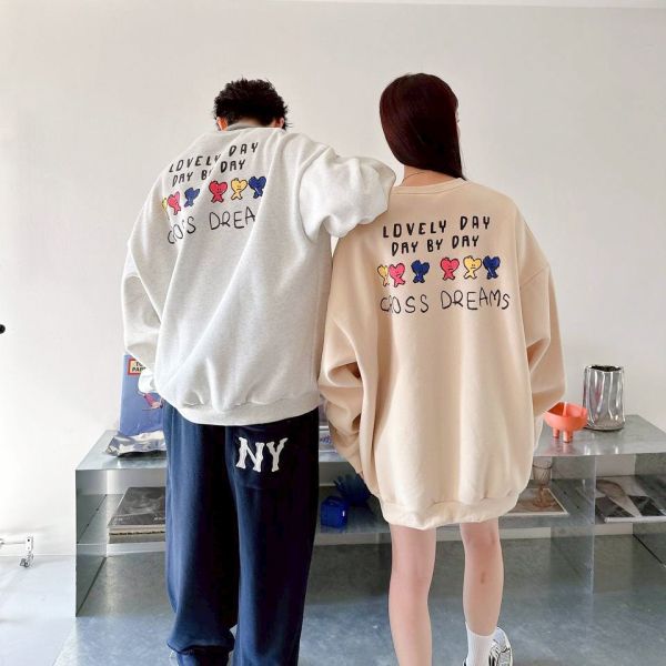 【現貨+預購】CROSS DREAMS愛心排列印花大學Tee 