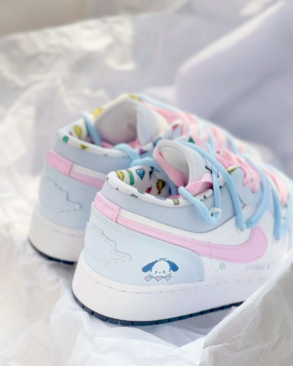 【訂製款】Air Jordan 1 Low 心動小狗 - 女款 