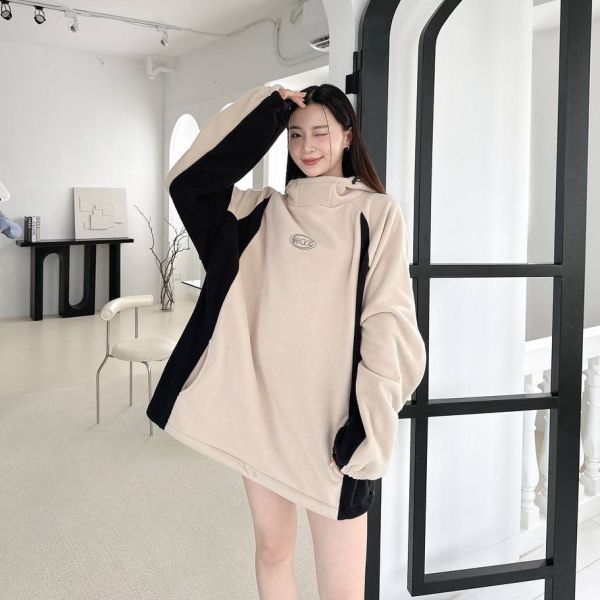 MAD撞色小高領抽繩帽Tee 