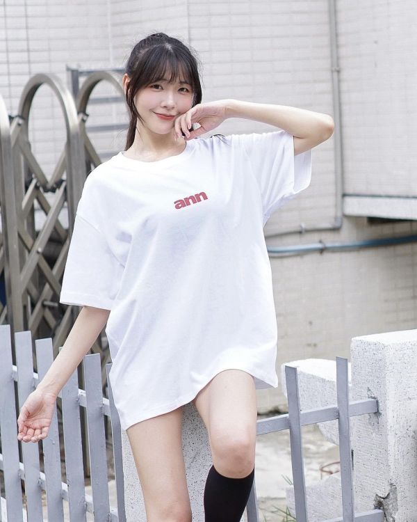 【現貨】美式ONES英字短Tee 