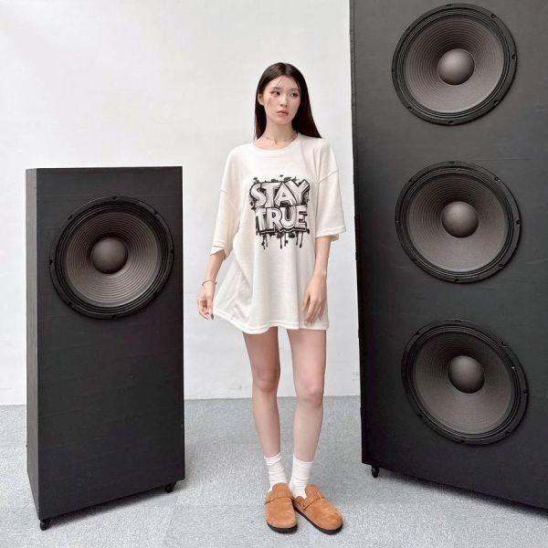 【現貨】STAY TRUE噴漆印花短Tee 