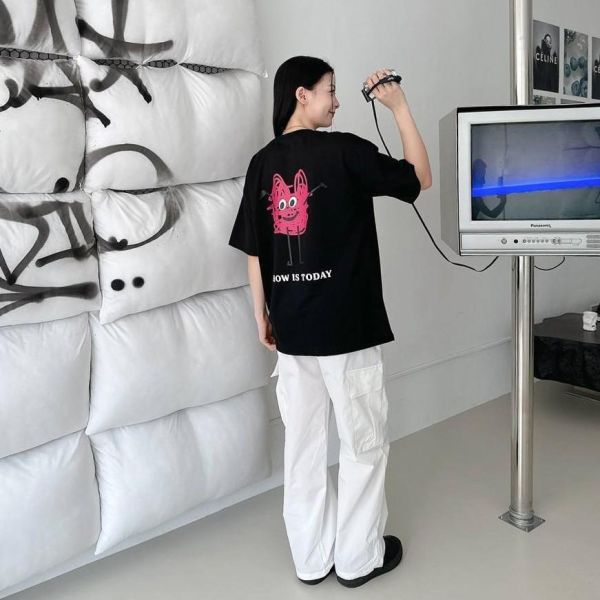 現貨+預購【團服包色首選】手繪表情塗鴉短Tee 