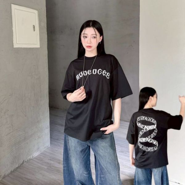 【SORONA®現貨】發泡螺旋哥德字涼感Tee 