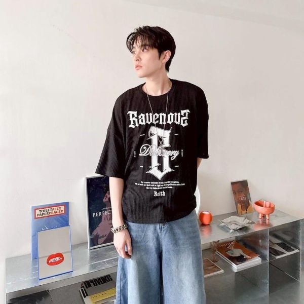 【線貨】Bauenous哥德字印花寬版短Tee 