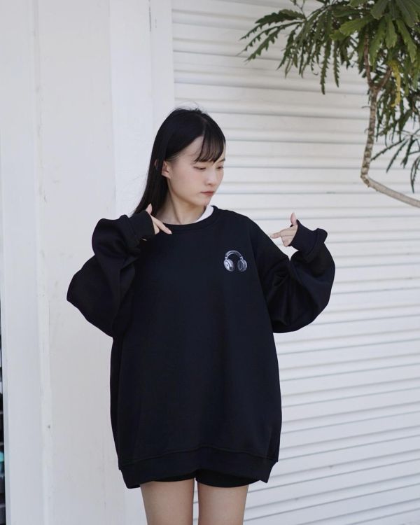 現貨【牛奶暖絨】愛吃幽靈牛奶絨大學Tee 