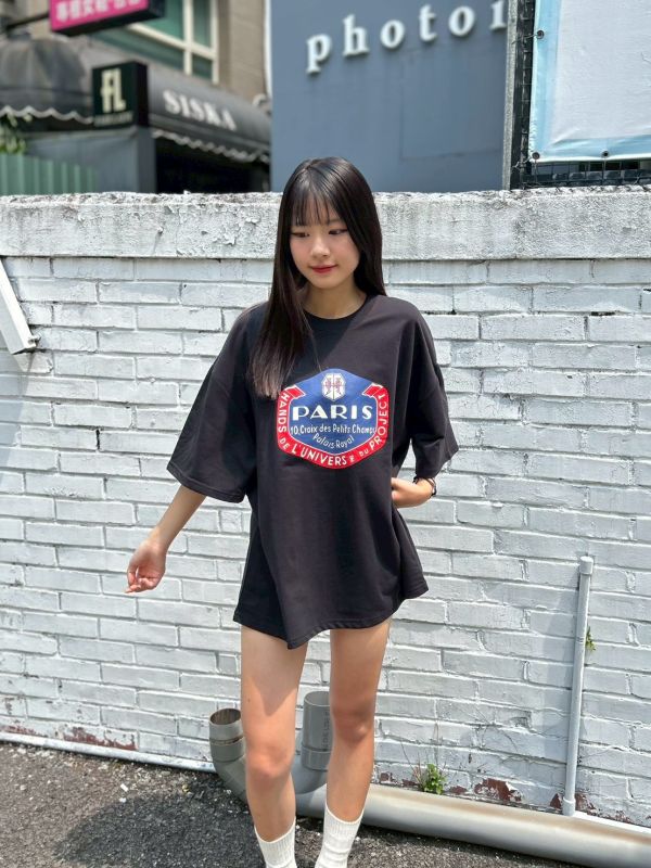 【現貨】PARIS巴黎徽章美式印花Tee 