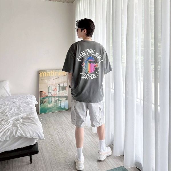 【現貨】反光炫彩墨鏡幽靈Tee 