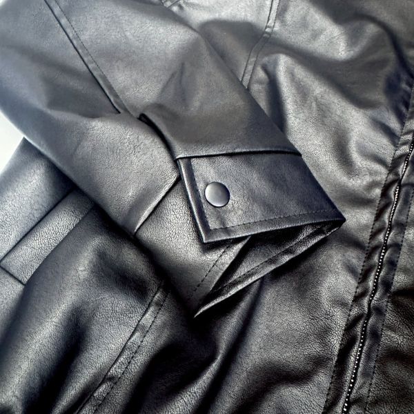 廓形剪裁雙拉鍊皮外套 