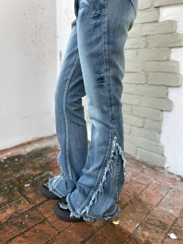 【現貨】刷色抽鬚剪接喇叭褲 