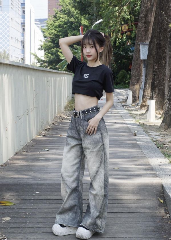 現貨【腿型升級器】美式髒染水洗彎刀褲 