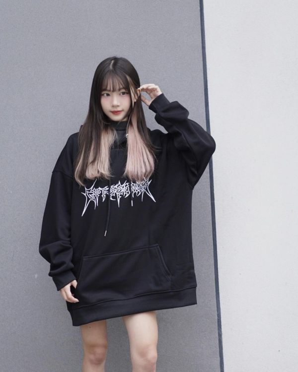 現貨【牛奶暖絨】荊棘街頭牛奶絨帽Tee 