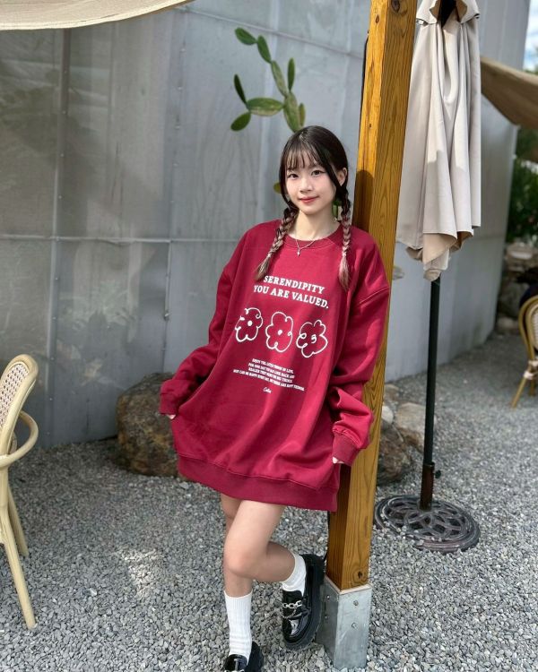 現貨【牛奶暖絨】SERENDIPITY花朵牛奶絨大學Tee 