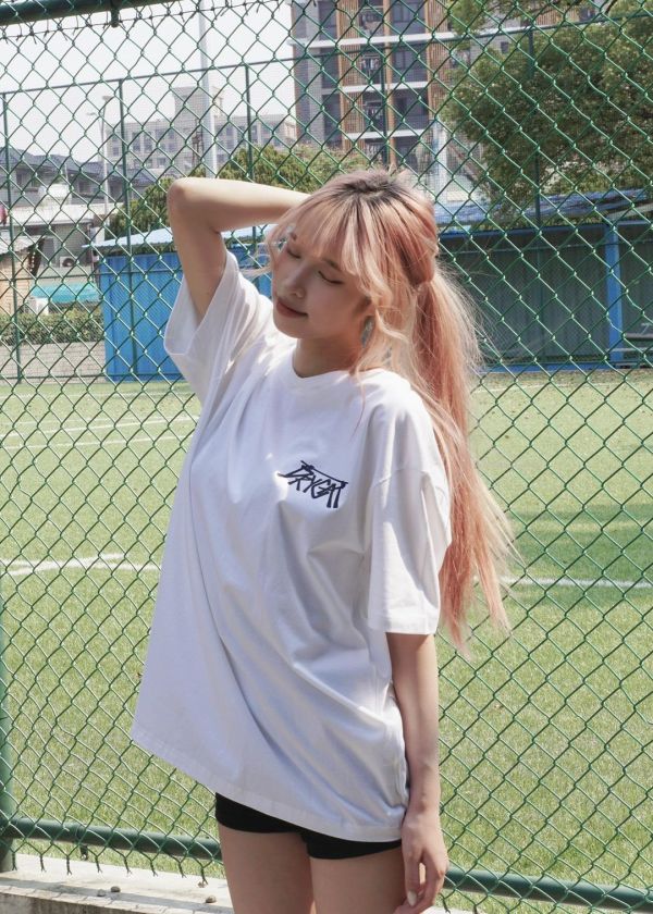 現貨【反差萌爆擊】厭世貓插畫短Tee 