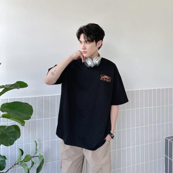 BEAR VACATION鏤空字體小熊短Tee 