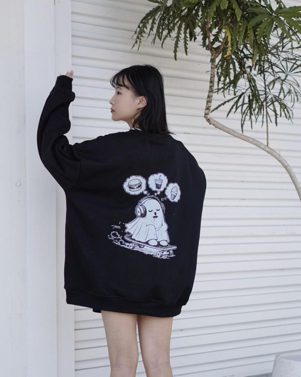 現貨【牛奶暖絨】愛吃幽靈牛奶絨大學Tee 