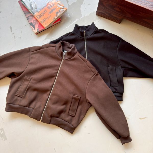 毛呢立領螺紋短版廓型外套 