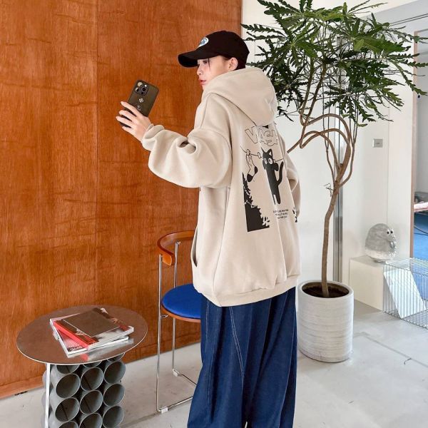 CAT WASH貓咪簍空字刷毛帽Tee 