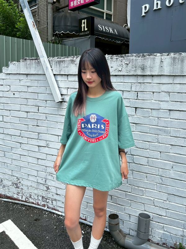 【現貨】PARIS巴黎徽章美式印花Tee 