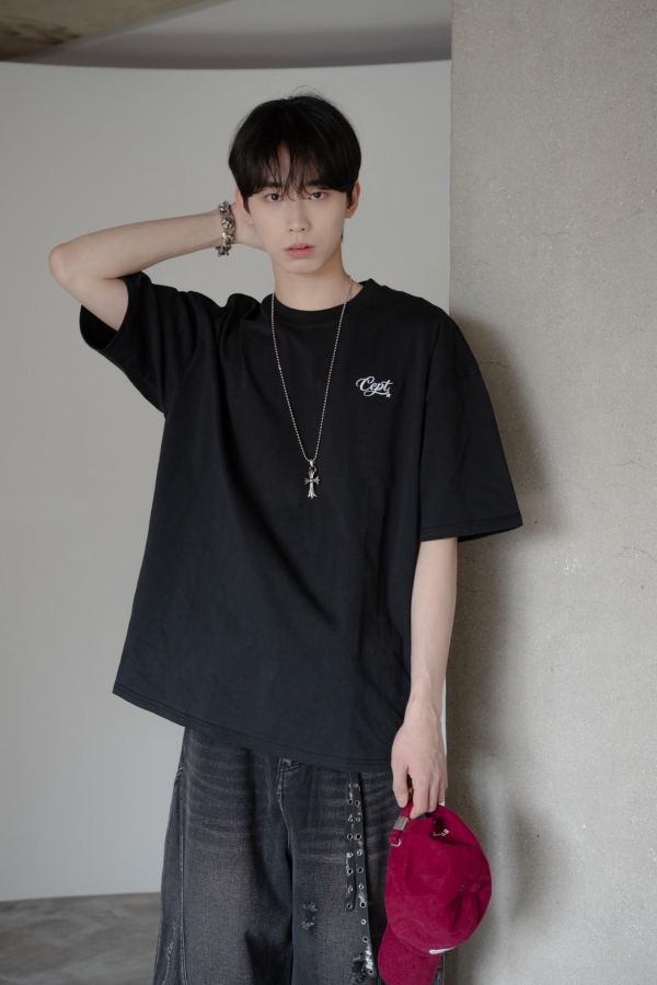 concept Y2K尖刺印花短Tee 