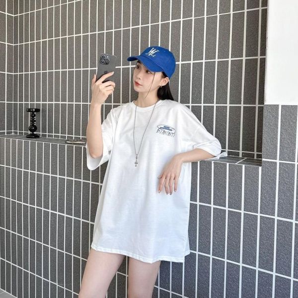 BEAR VACATION鏤空字體小熊短Tee 