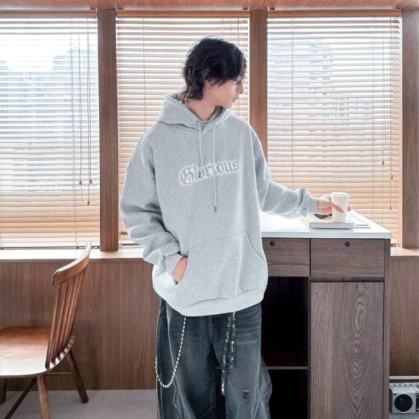 哥德字噴漆印花刷毛帽Tee 