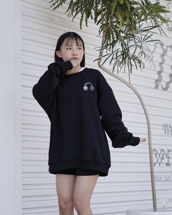 現貨【牛奶暖絨】愛吃幽靈牛奶絨大學Tee 