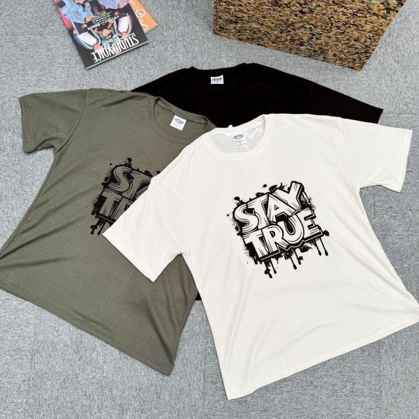 【現貨】STAY TRUE噴漆印花短Tee 
