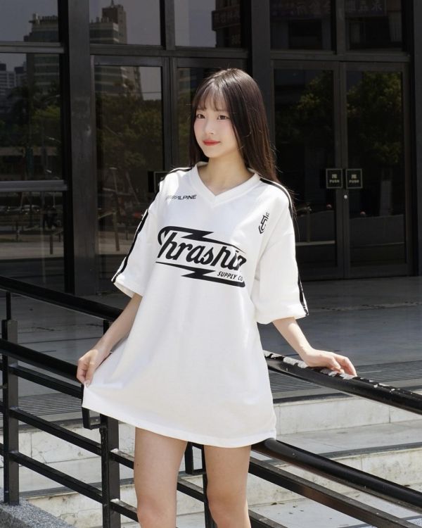 【現貨】Thrashin肩袖撞色賽車風短Tee 