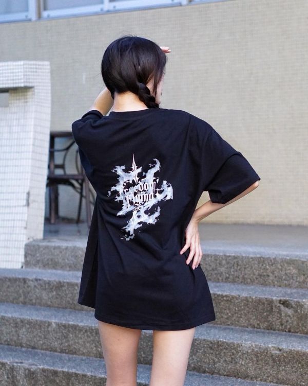 【現貨】暗焰殘影煙霧短Tee 