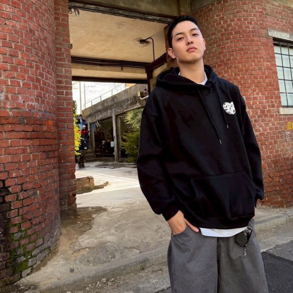 Cross Challenges發泡愛心切割刷毛帽Tee 