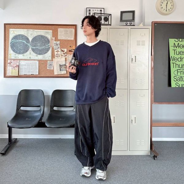 aurocean美式刺繡刷毛大學Tee 