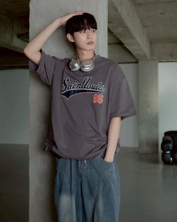 【現貨】Saintlouis86刺繡短Tee 