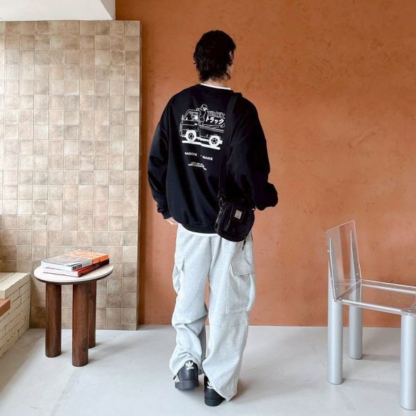 TRUCK日本皮卡印花大學Tee 