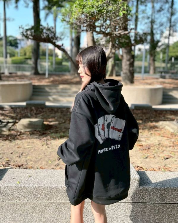 【現貨不等人!!】撲克王牌牛奶絨帽Tee 