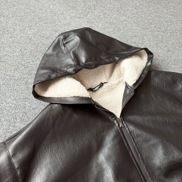 羊羔毛連帽皮外套 