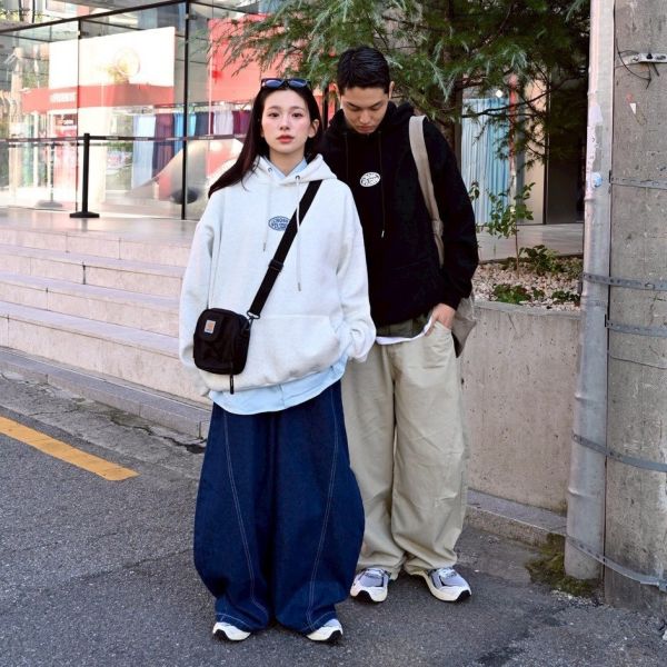 CROSS卡通泡泡字圓標刷毛帽Tee 