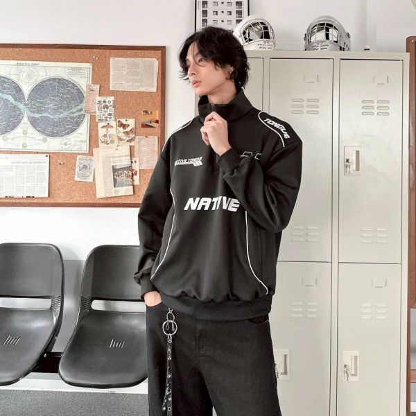 NATIVE賽車風高領衛衣 