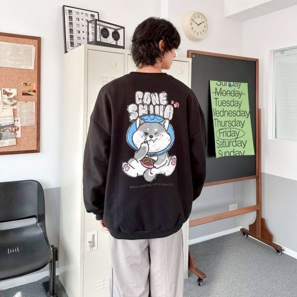 CONE SHIVA插畫感柴犬印花刷毛大學Tee 