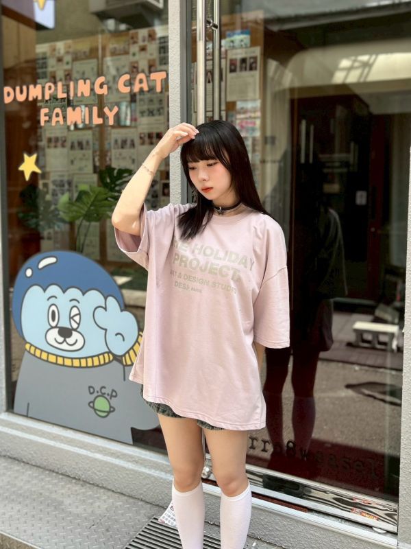 【現貨】THE HOLIDAY假日計畫字母Tee 